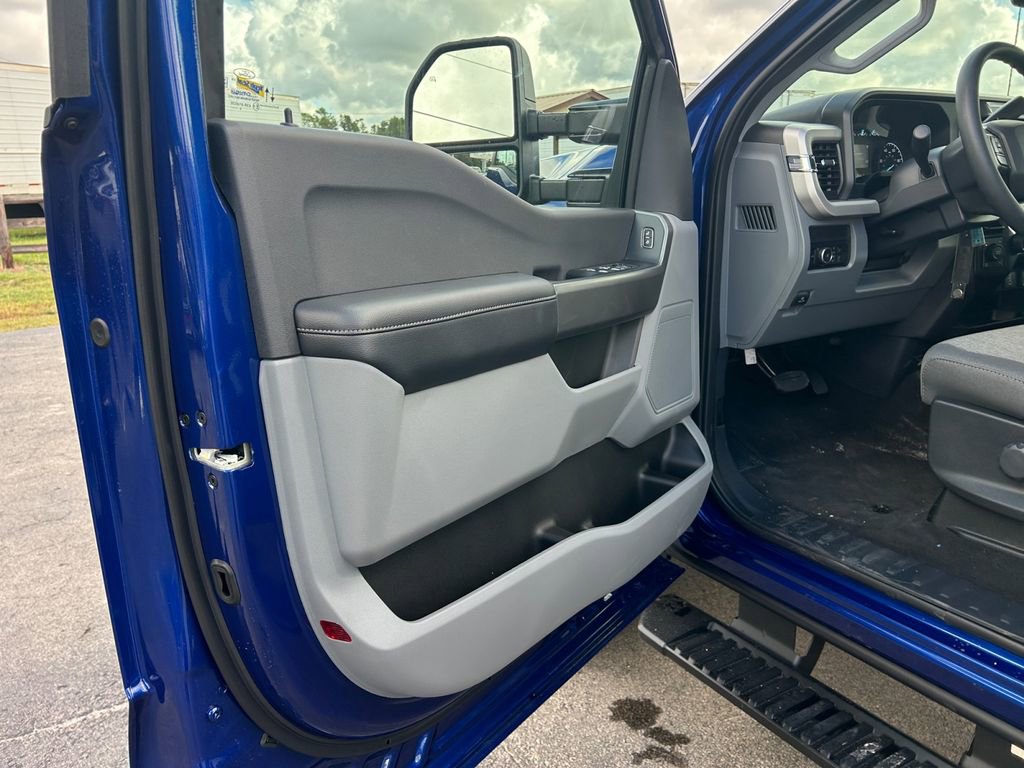 New 2026 Ford F250 XL w/ STX Appearance Package AWD/4WD image 21
