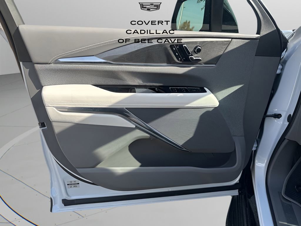 New 2026 Cadillac Escalade IQL Luxury image 25