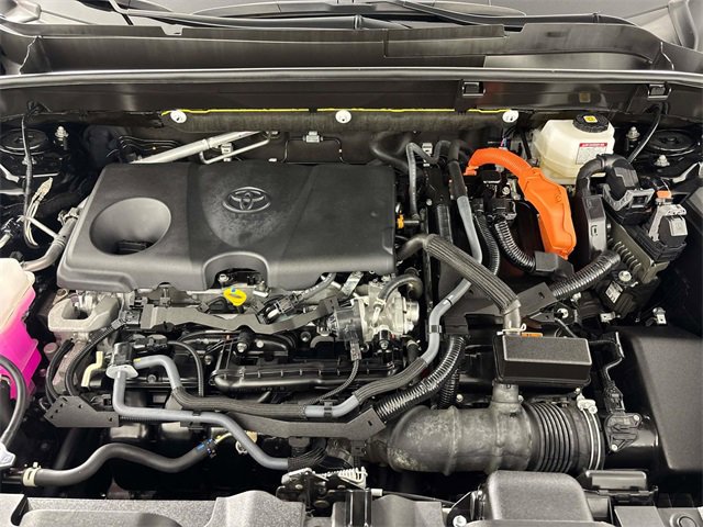Used 2024 Toyota Venza XLE image 26