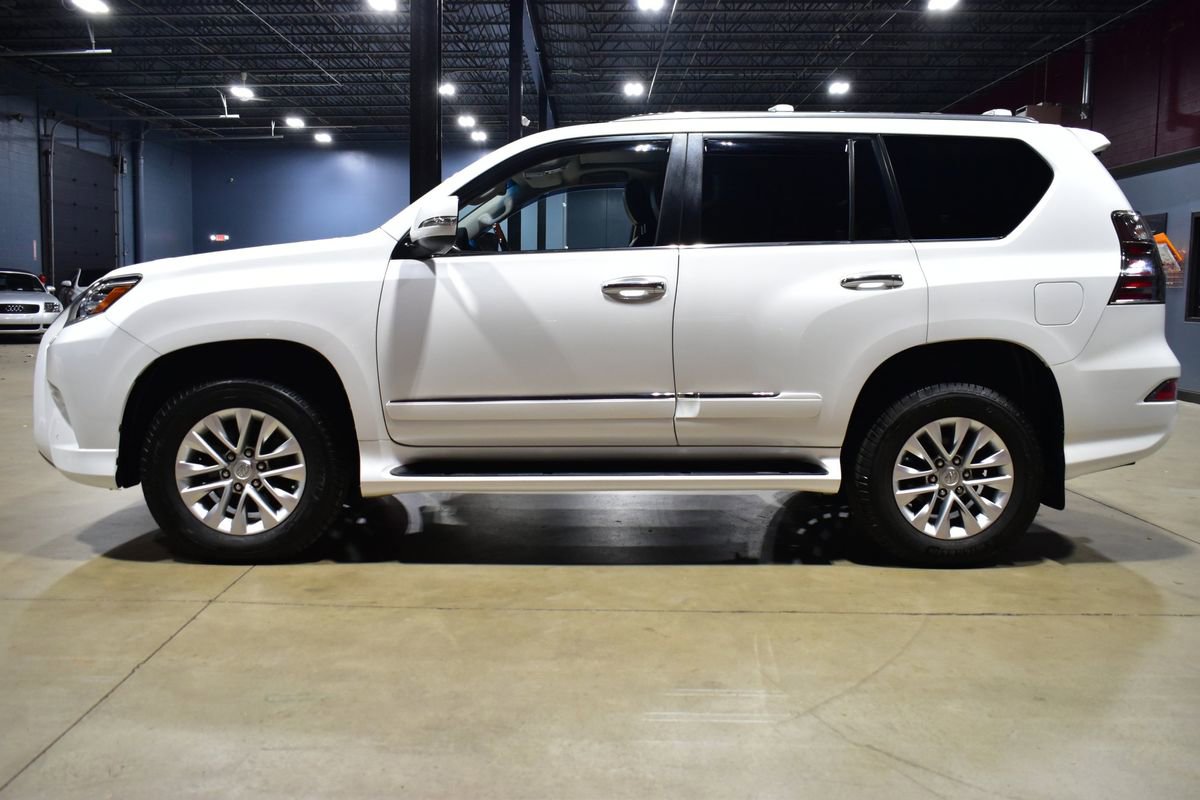 Used 2014 Lexus GX 460 w/ Premium Package image 7