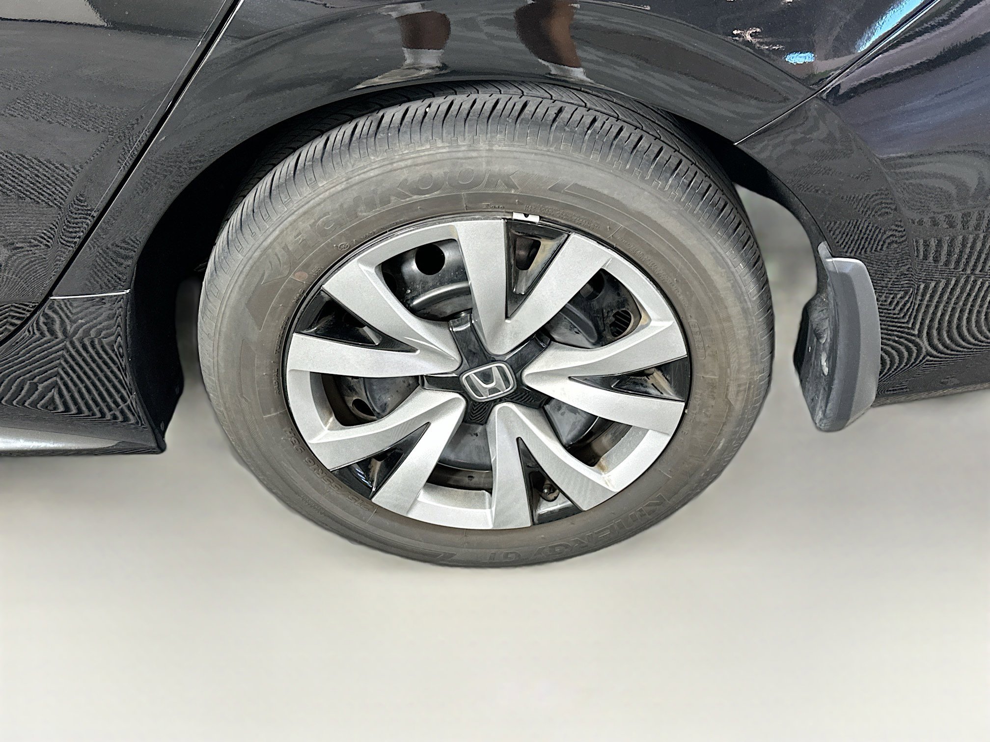 Used 2025 Honda Civic LX image 11