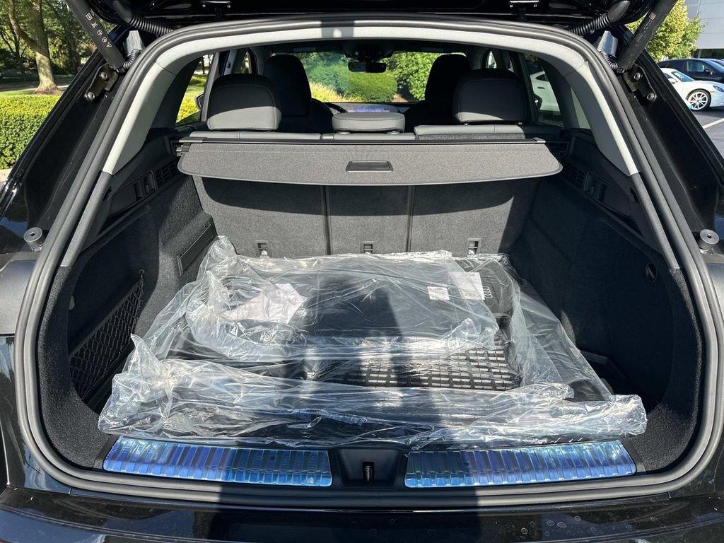 New 2025 Audi Q5 Premium Plus image 9