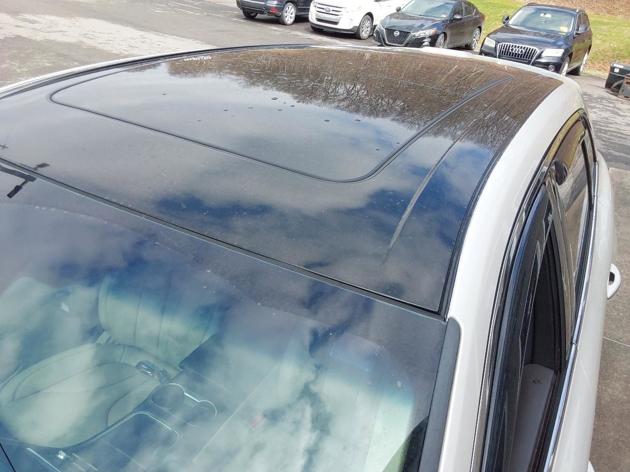 Used 2016 Lincoln MKX Reserve w/ Climate Package image 9