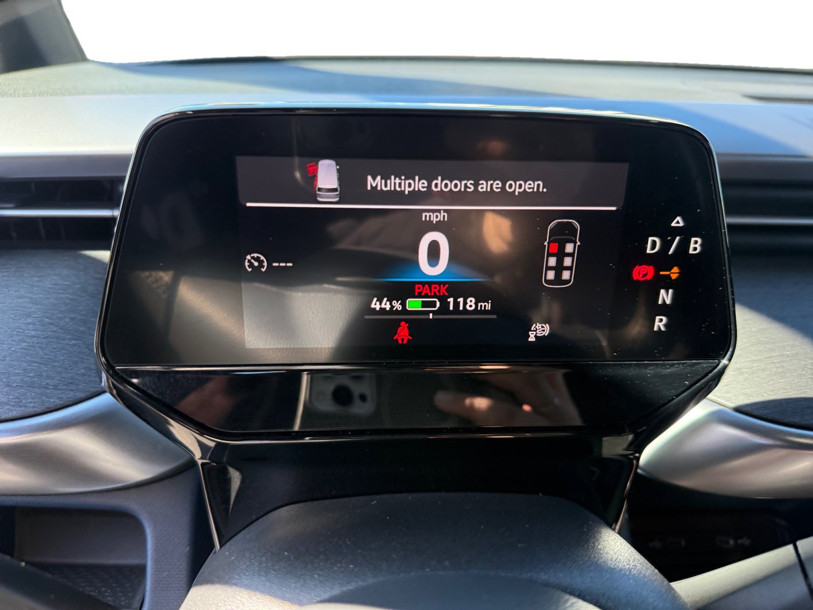 Certified 2025 Volkswagen ID. Buzz Pro S Plus AWD/4WD image 11