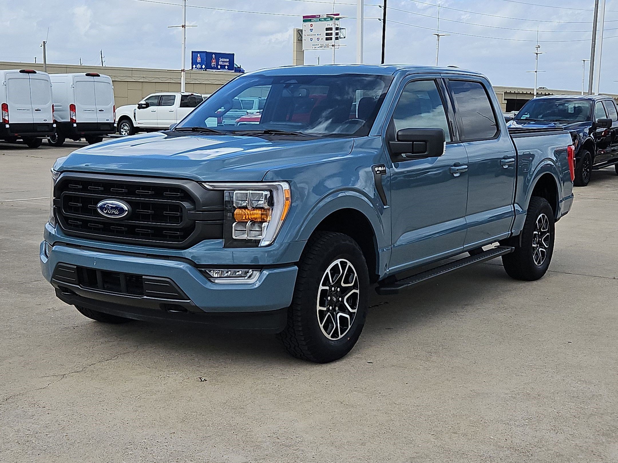 Used 2023 Ford F150 XLT w/ Equipment Group 302A High image 9