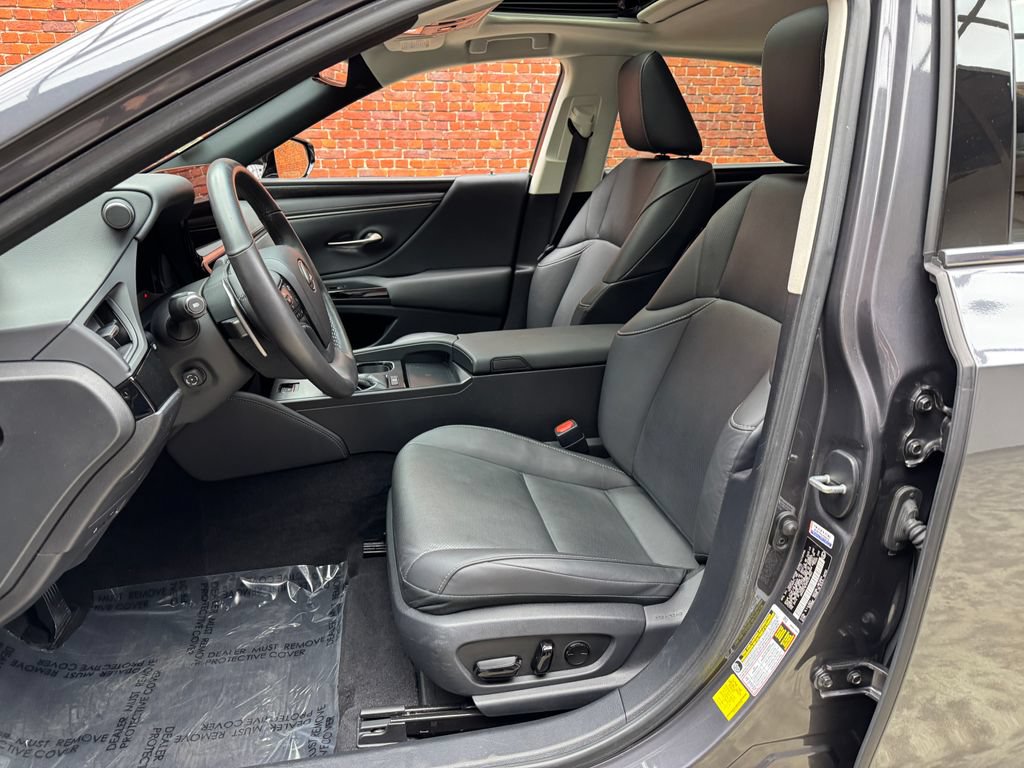 Used 2023 Lexus ES 350 w/ Premium Package FWD image 23