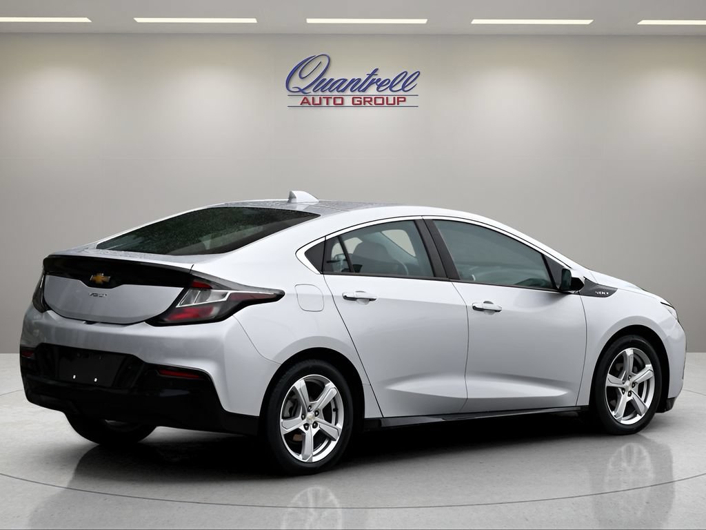 Used 2018 Chevrolet Volt LT w/ LT Driver Confidence Package FWD image 4