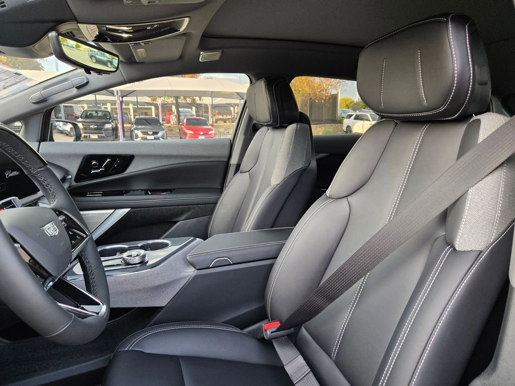 New 2026 Cadillac Optiq Sport 1 w/ LPO, Floor Liner Package image 26