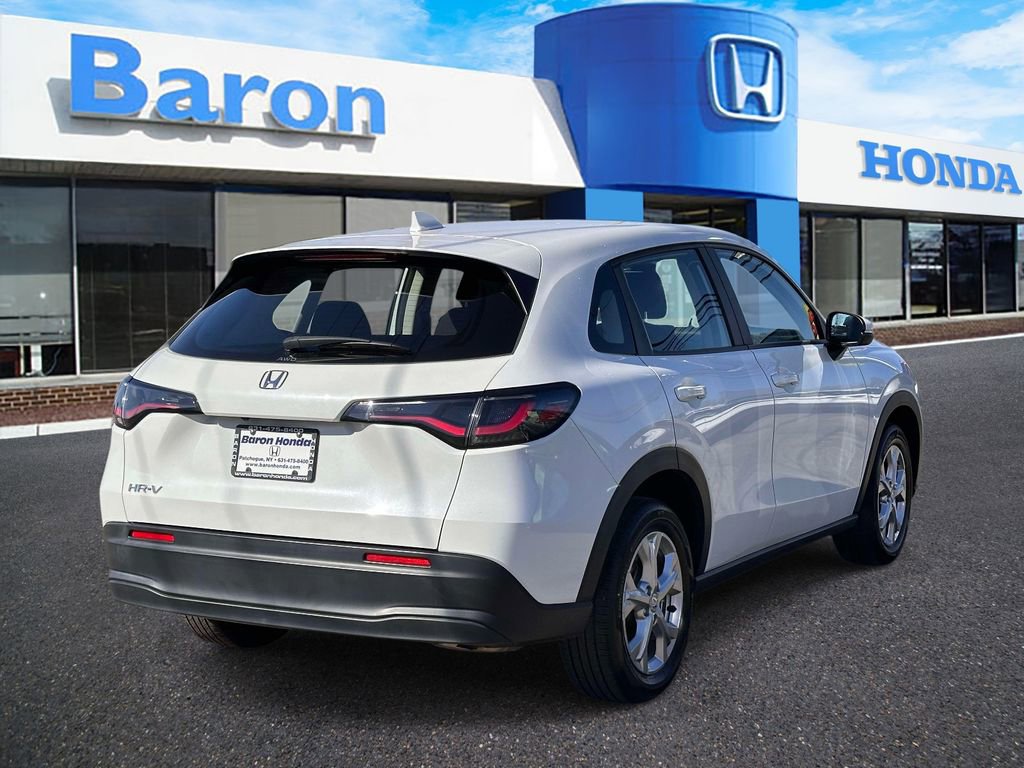 Used 2023 Honda HR-V LX image 5