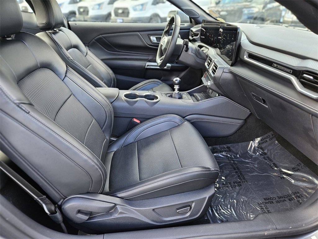 Used 2024 Ford Mustang GT Premium image 9