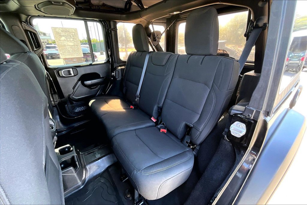 Used 2022 Jeep Wrangler Unlimited Sport AWD/4WD image 24