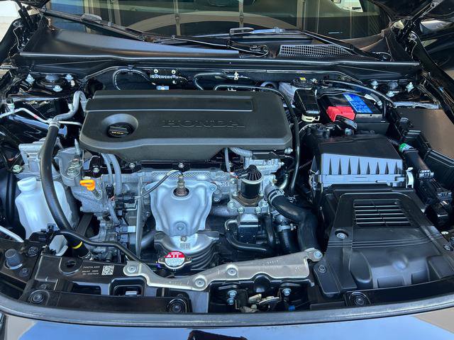 Used 2025 Honda Civic Sport image 11