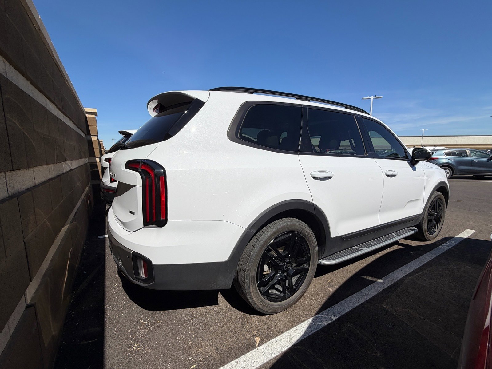 Certified 2023 Kia Telluride EX X-Line image 3