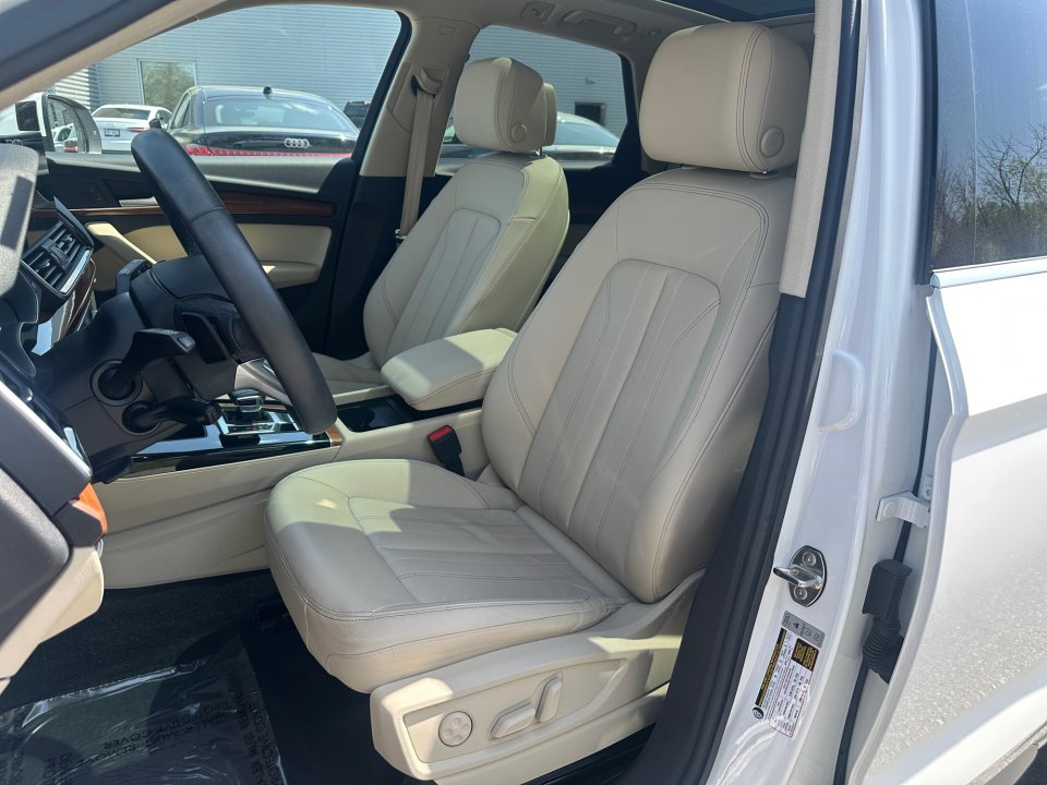 Certified 2023 Audi Q5 2.0T Premium w/ Convenience Package image 30