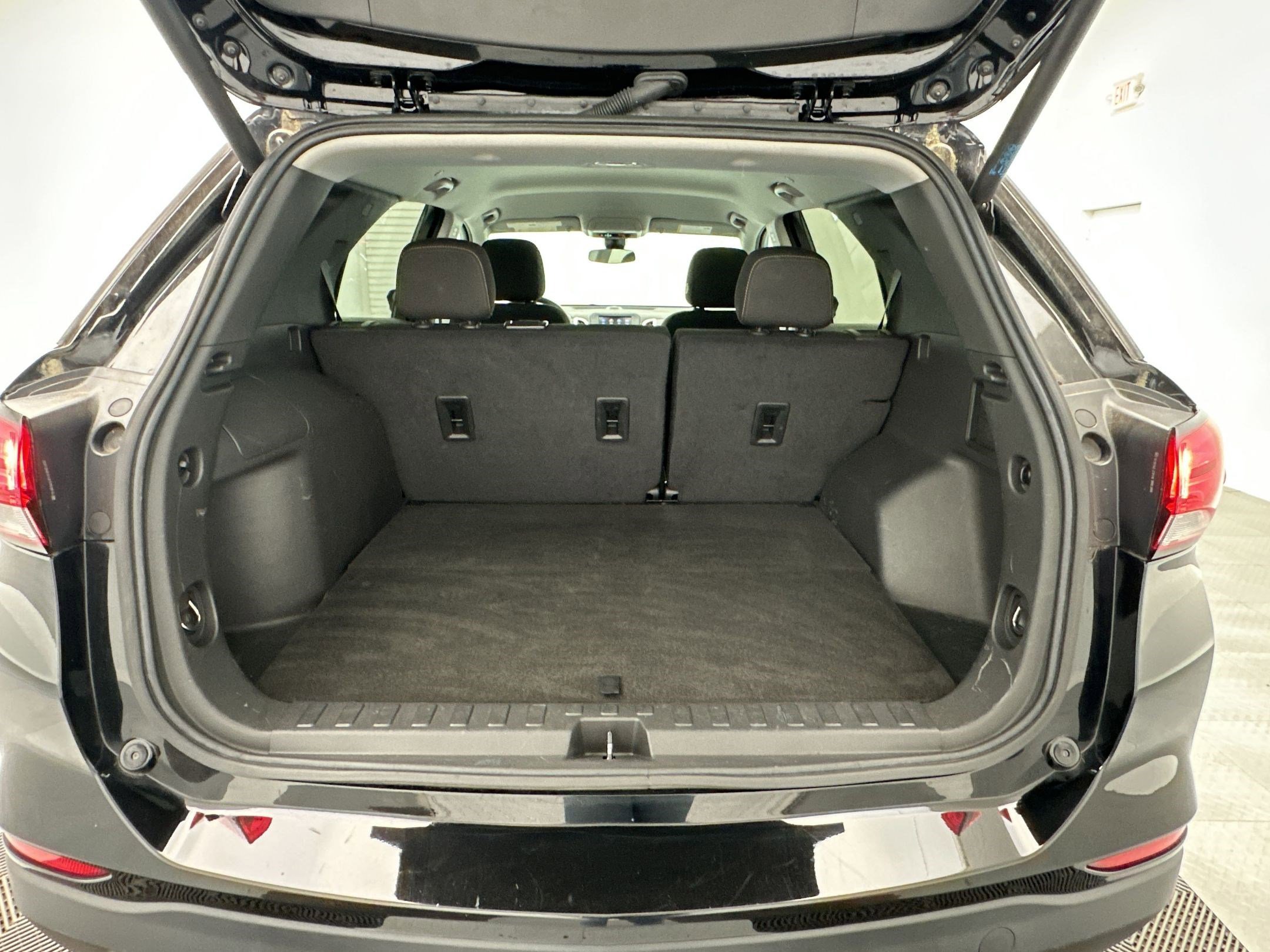 Certified 2023 Chevrolet Equinox LT AWD/4WD image 29