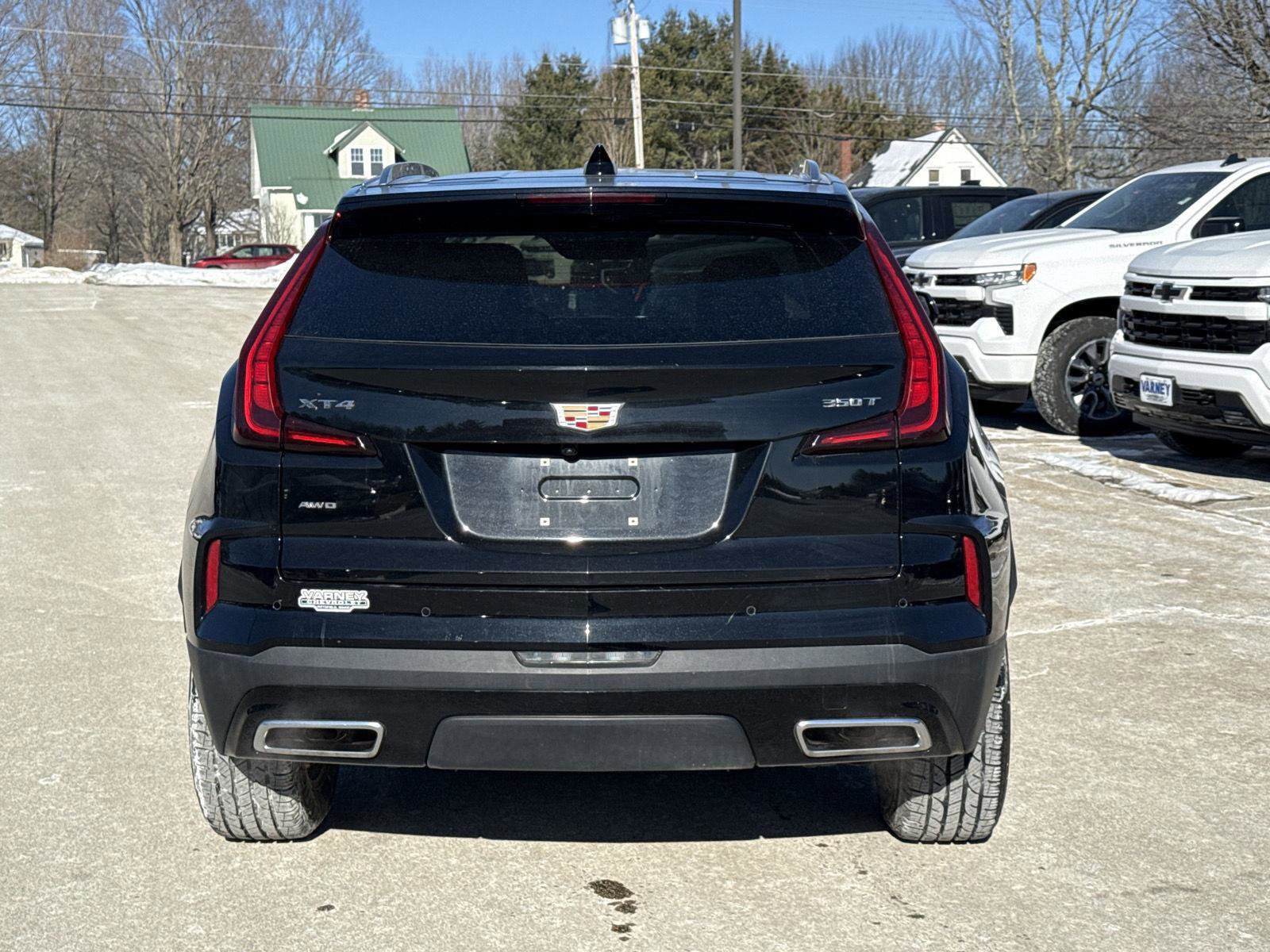 Used 2025 Cadillac XT4 Premium Luxury image 7