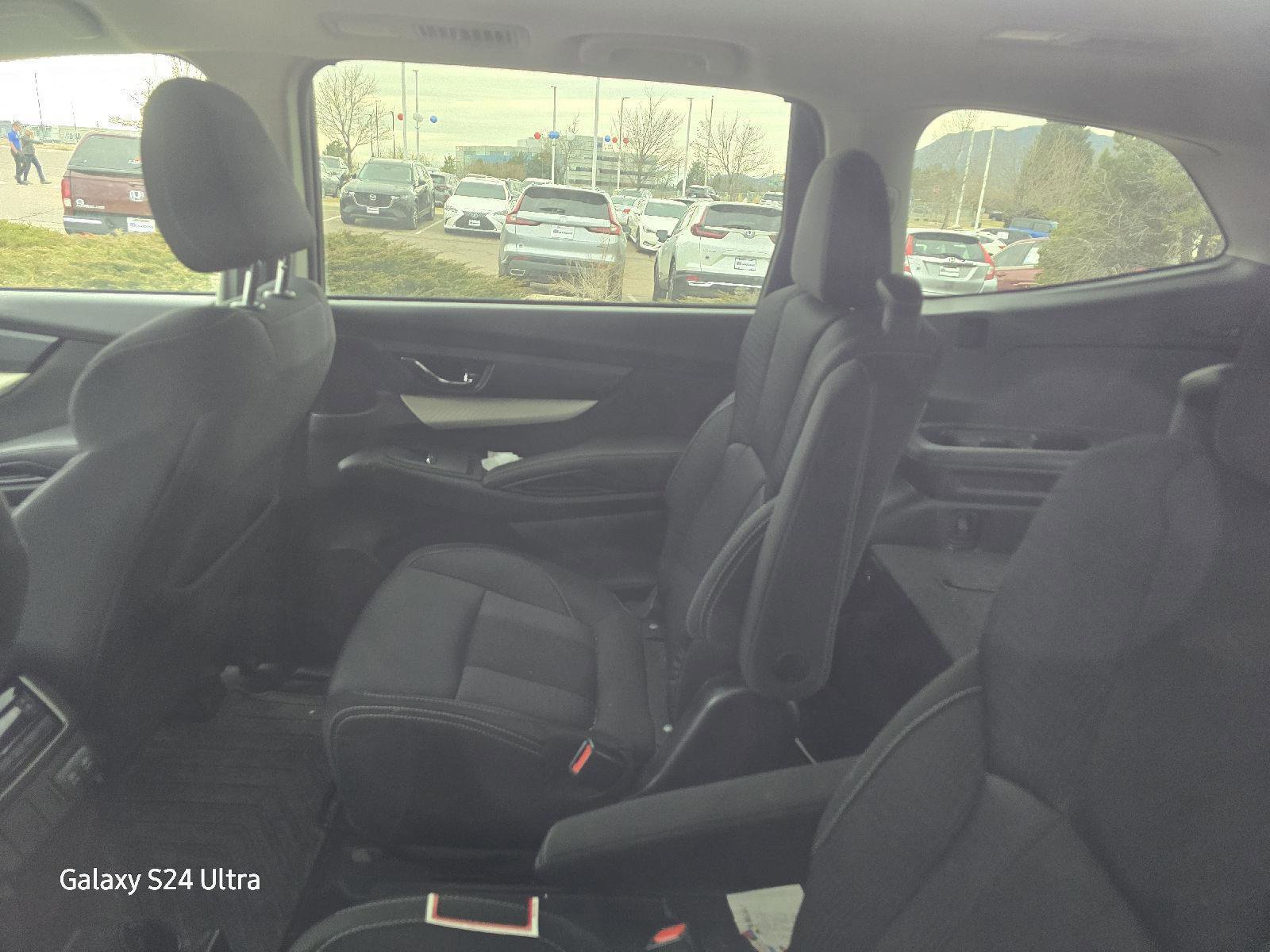 Used 2021 Subaru Ascent Premium w/ Convenience Package image 6