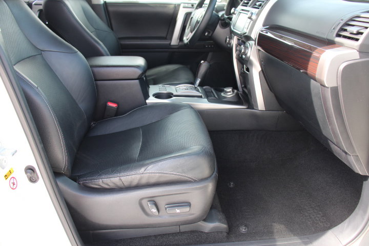 Used 2017 Toyota 4Runner Limited image 20