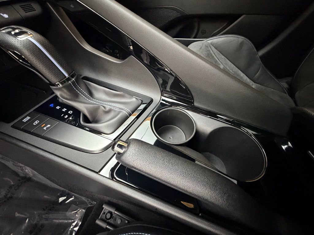 Certified 2024 Hyundai Elantra N image 19