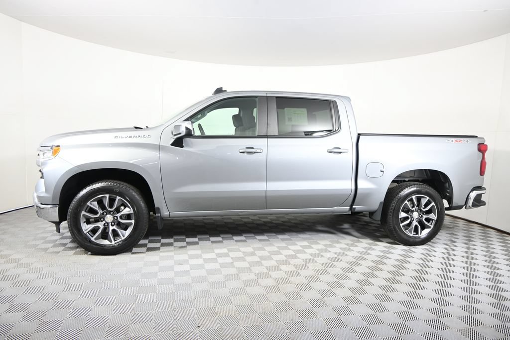 Used 2023 Chevrolet Silverado 1500 LT AWD/4WD image 2