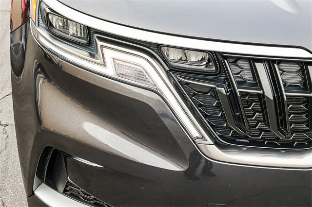 Used 2024 Kia Carnival LX image 10