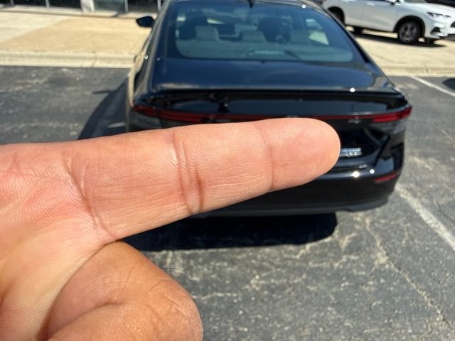 Used 2024 Honda Accord Sport image 2