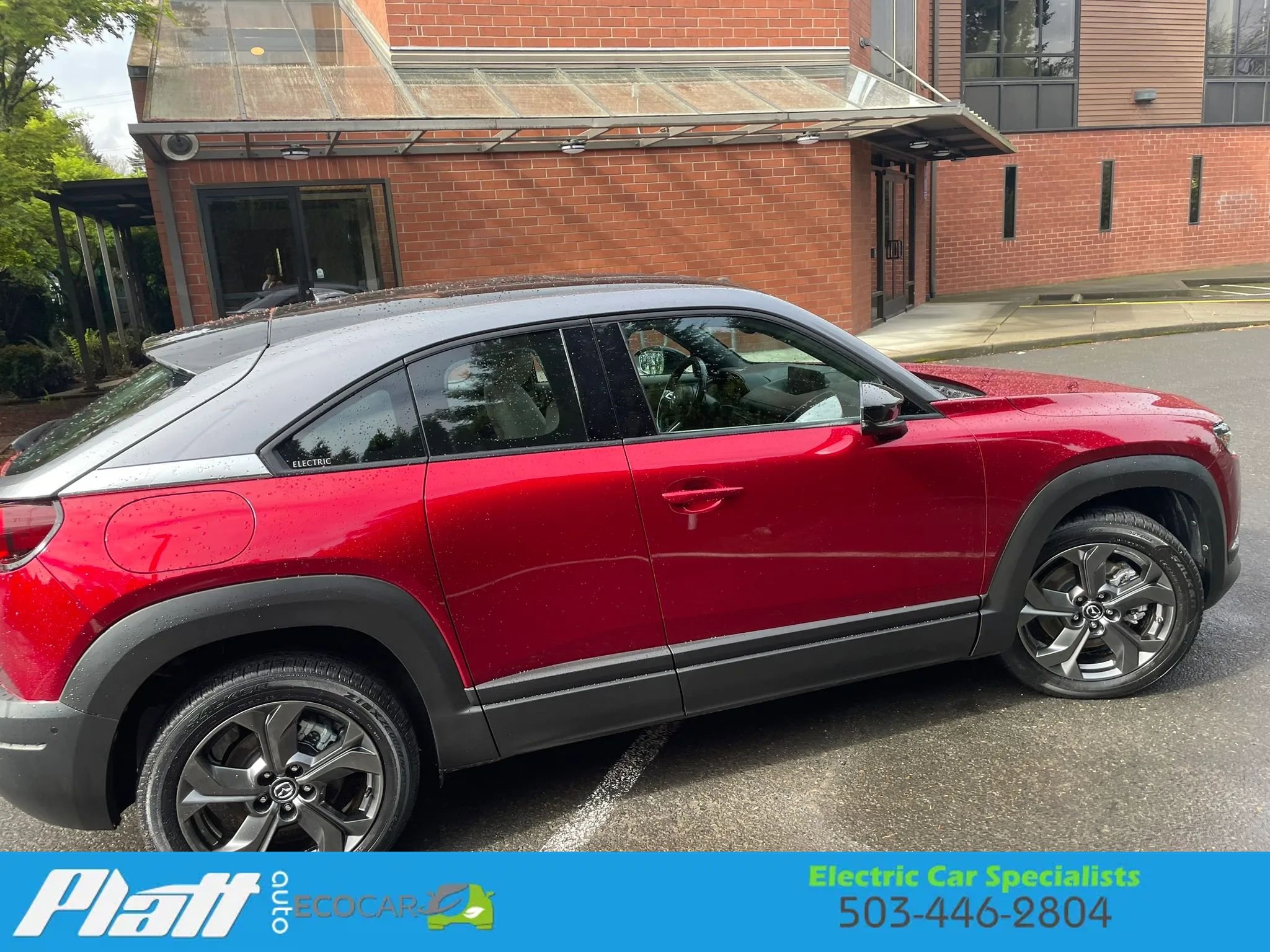 Used 2022 MAZDA MX-30 Electric w/ Premium Plus Pkg image 12