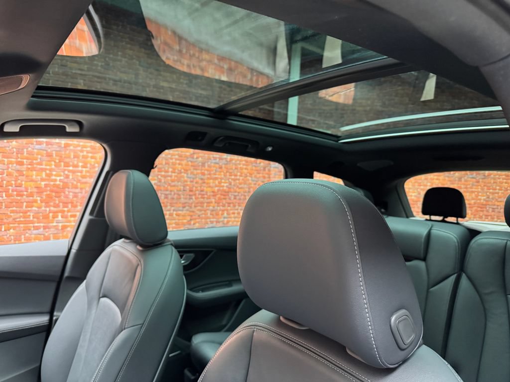 Used 2025 Audi Q7 3.0T Premium Plus AWD/4WD image 3