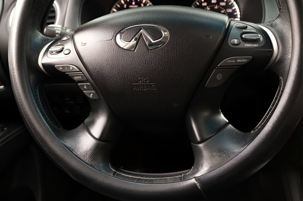 Used 2016 INFINITI QX60 Luxe w/ Deluxe Technology Package AWD/4WD image 50