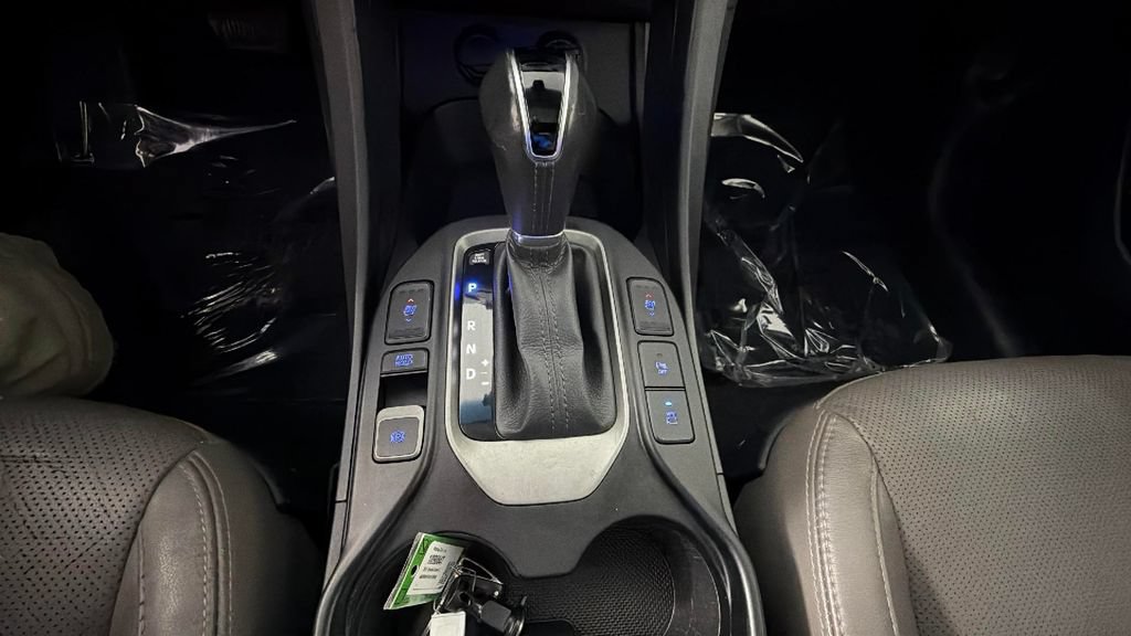 Used 2017 Hyundai Santa Fe Limited FWD image 20