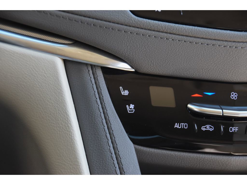Used 2023 Cadillac XT5 Premium Luxury image 39