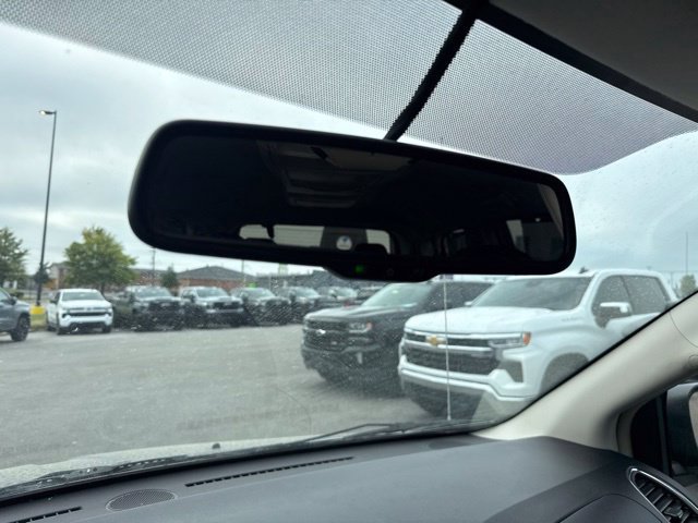 Used 2016 Chrysler Town & Country Touring w/ Driver Convenience Group FWD image 20