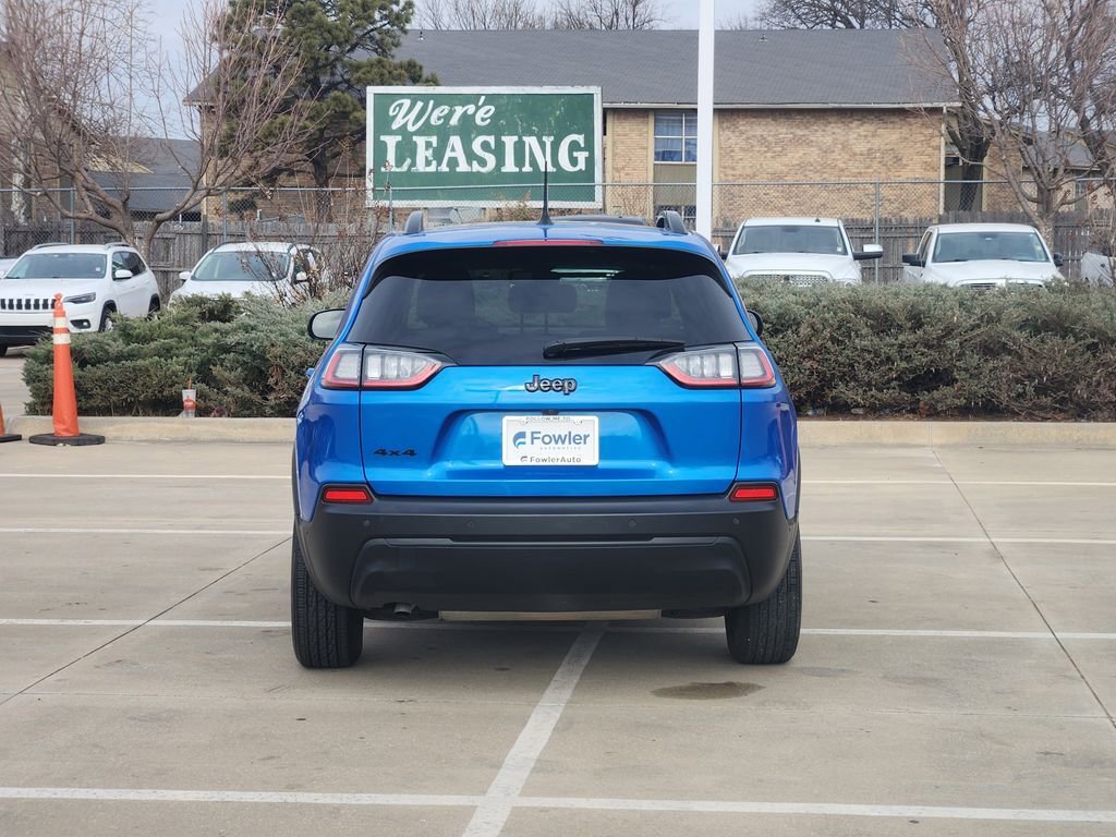 Used 2023 Jeep Cherokee Altitude Lux image 6