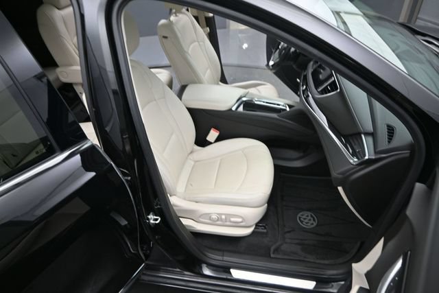 Used 2022 Buick Enclave Essence w/ Experience Buick Package FWD image 21