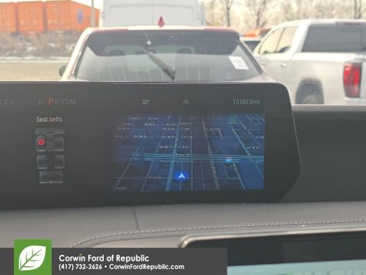 Used 2025 Ford Expedition Platinum image 14