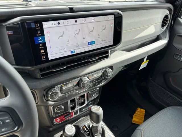 New 2026 Jeep Gladiator Sport AWD/4WD image 35