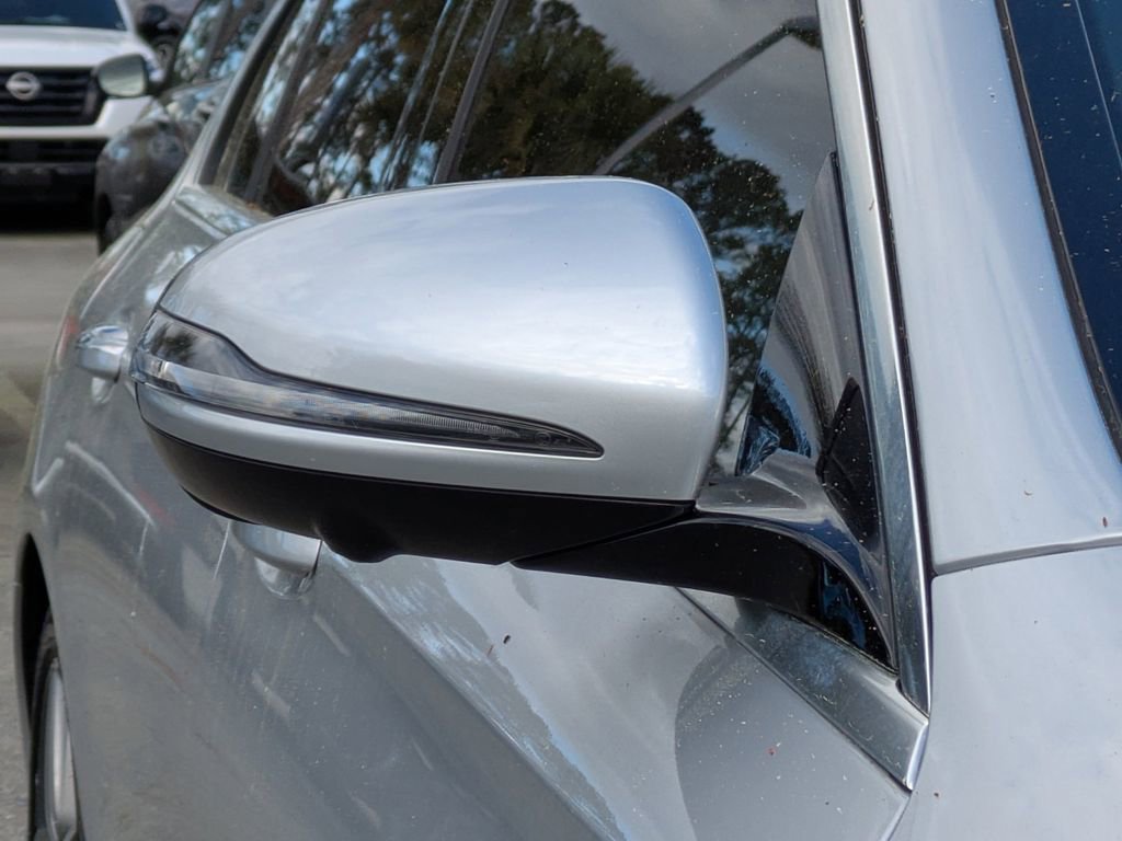 Used 2017 Mercedes-Benz E 300 image 10