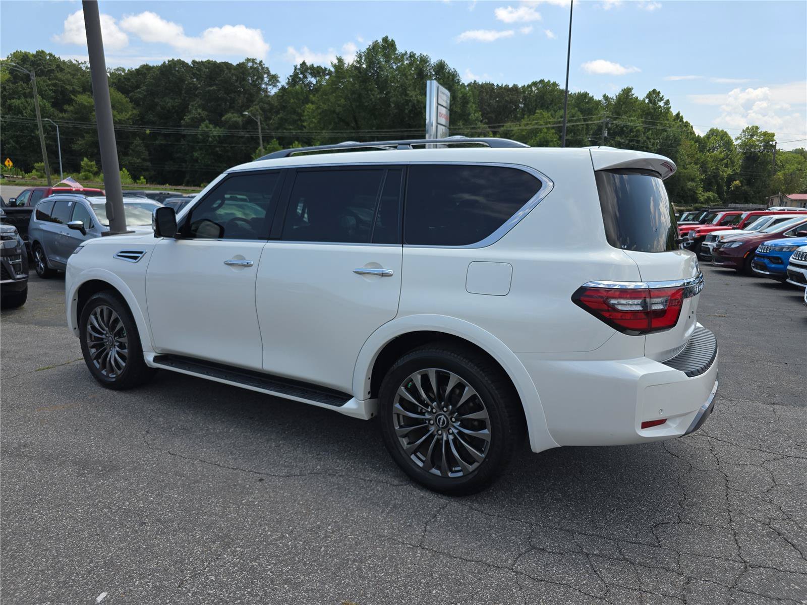 Used 2024 Nissan Armada Platinum w/ Cargo Package RWD image 5