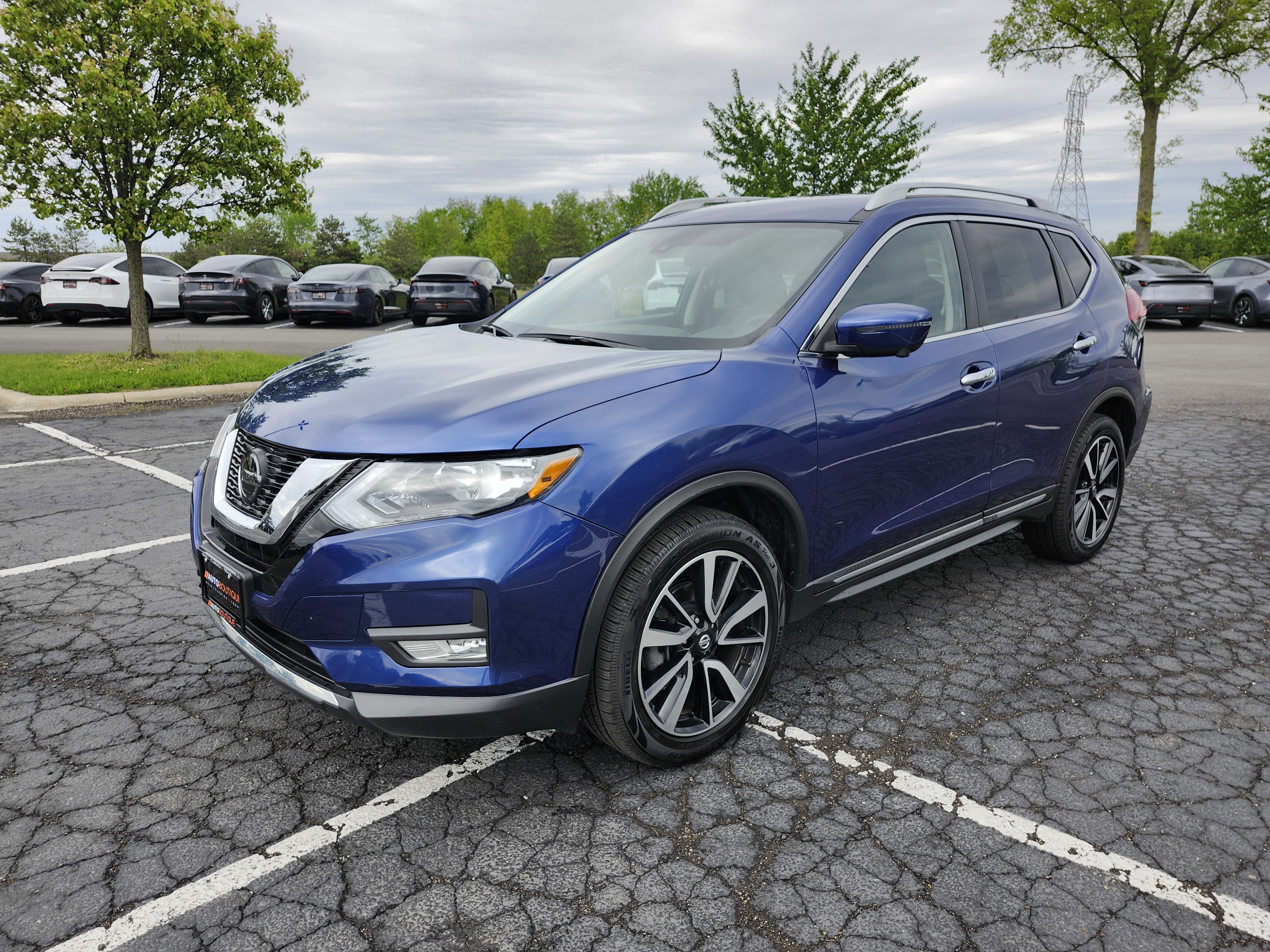 Used 2019 Nissan Rogue SL AWD/4WD image 14
