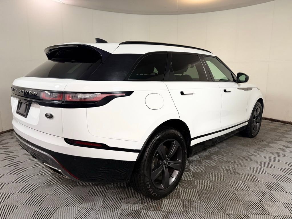 Used 2020 Land Rover Range Rover Velar R-Dynamic S image 7