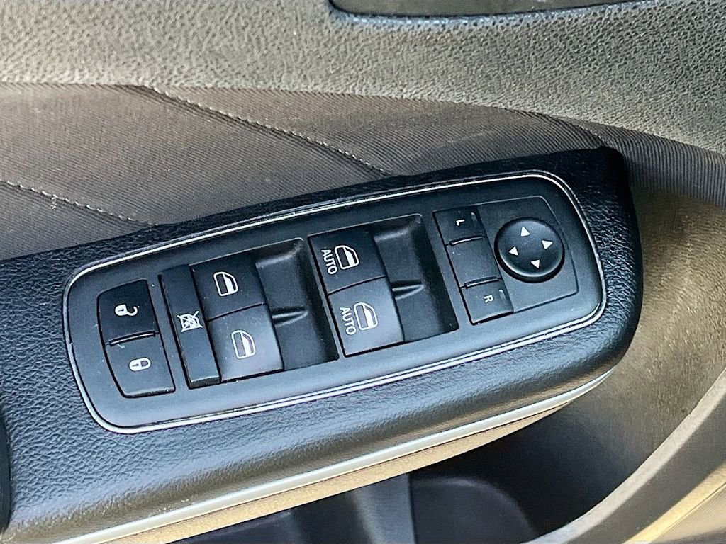 Used 2021 Dodge Charger Scat Pack RWD image 17