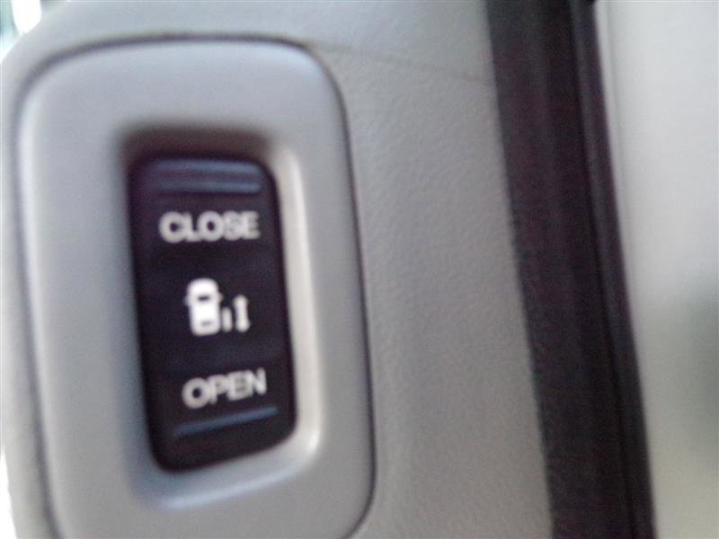 Used 2016 Honda Odyssey EX-L image 32