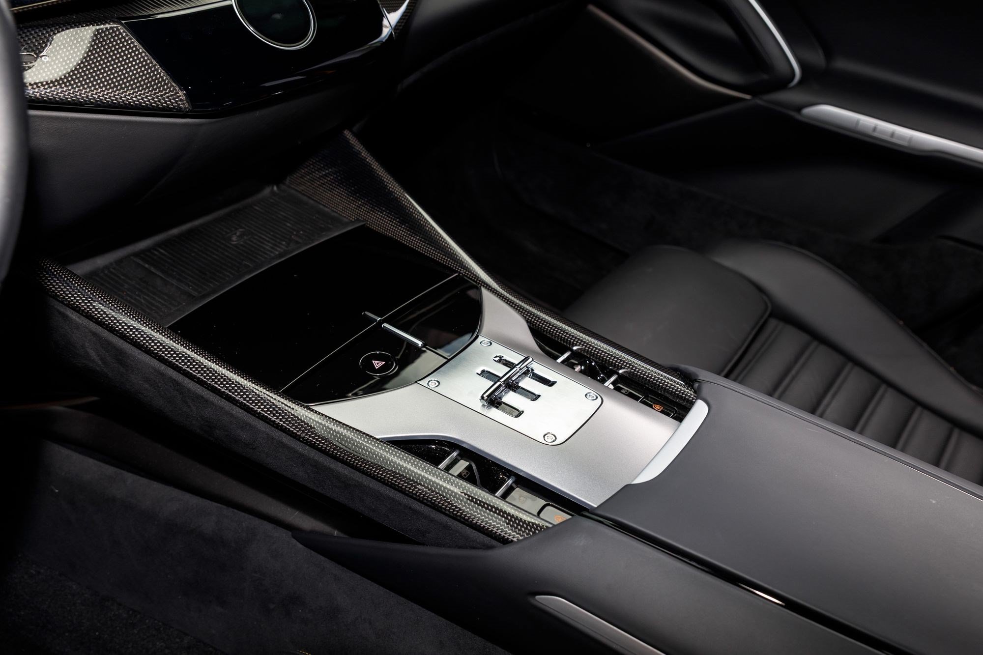 Used 2024 Ferrari Purosangue AWD/4WD image 27