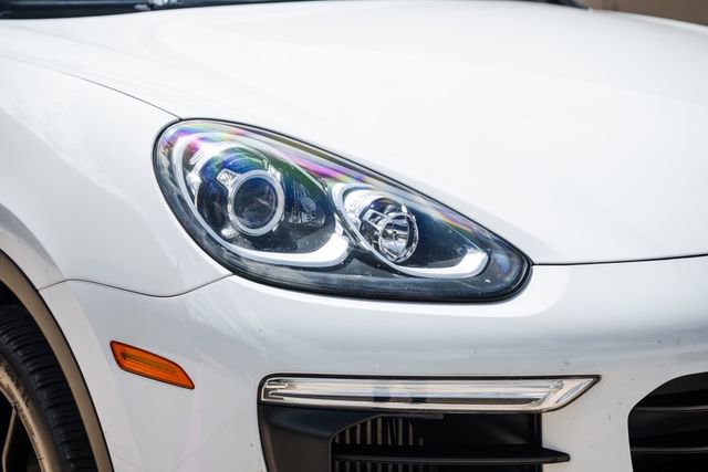 Used 2015 Porsche Cayenne S AWD/4WD image 43