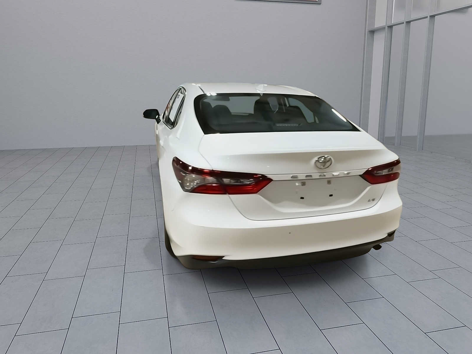 Used 2023 Toyota Camry LE FWD image 7