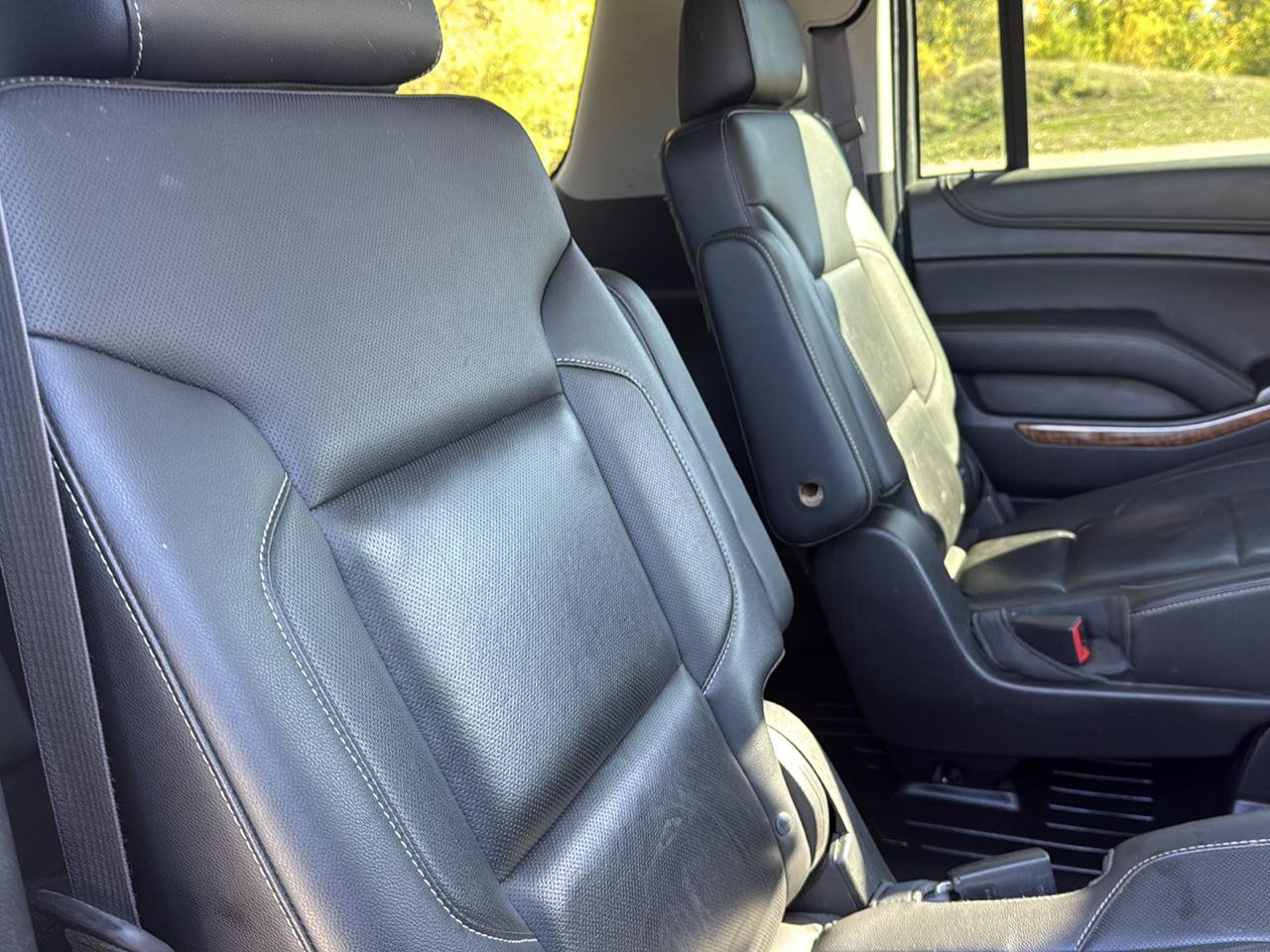 Used 2015 Chevrolet Suburban LTZ AWD/4WD image 29