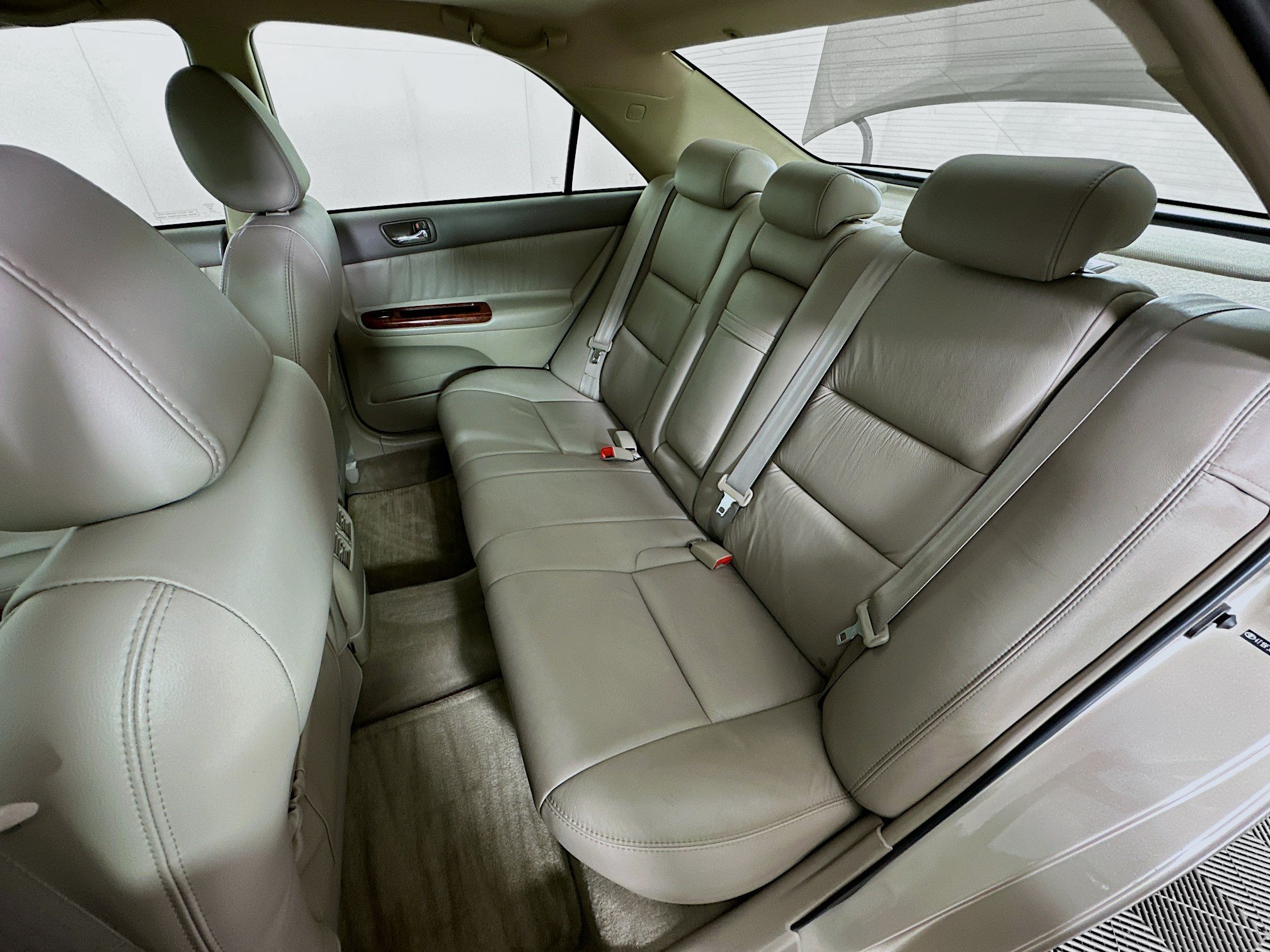 Used 2006 Toyota Camry XLE FWD image 25