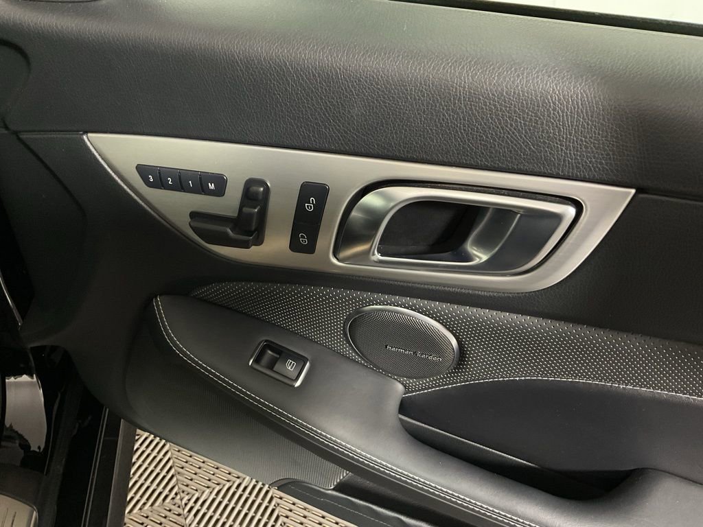Used 2012 Mercedes-Benz SLK 350 image 29