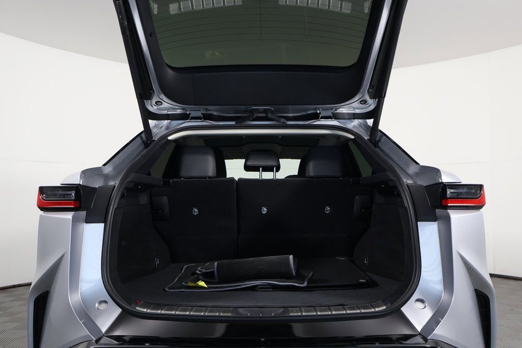 Used 2023 Lexus RZ 450e Premium image 12