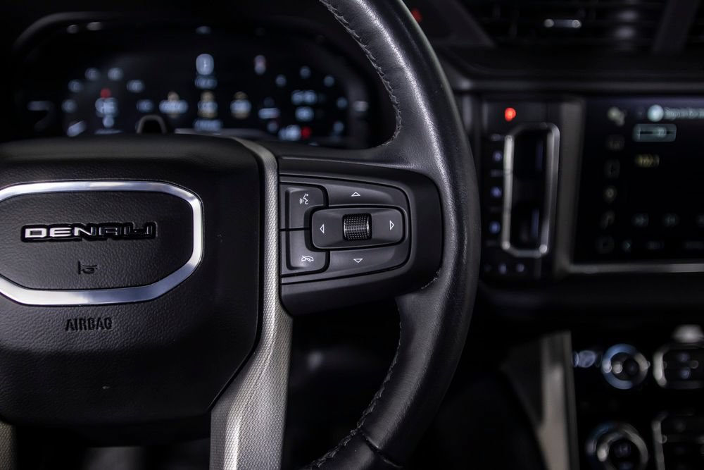 Used 2024 GMC Yukon XL Denali w/ Advanced Technology Package AWD/4WD image 41